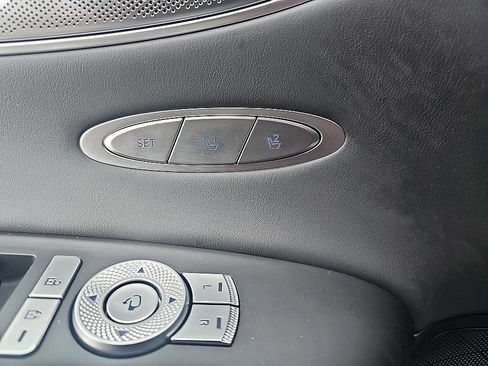 Used 2025 Genesis GV70 3.5T Sport w/ Sport Advanced Package image 12