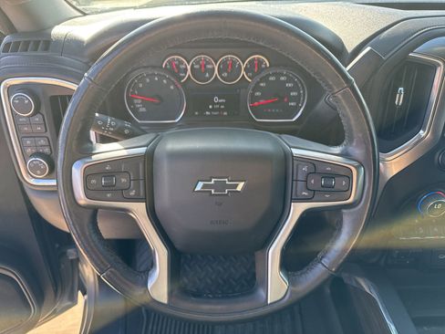 Used 2019 Chevrolet Silverado 1500 LT Trail Boss image 16