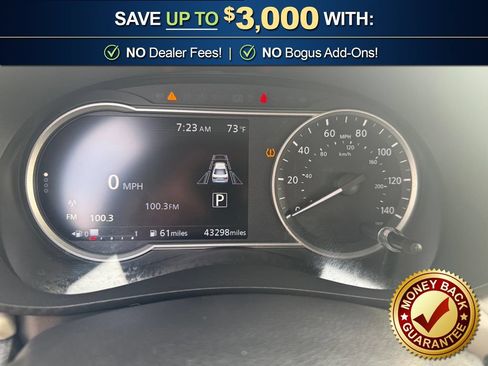 Used 2021 Nissan Versa SV FWD image 19