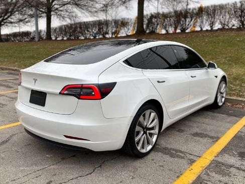 Used 2019 Tesla Model 3 image 3