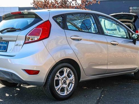 Used 2016 Ford Fiesta SE image 6
