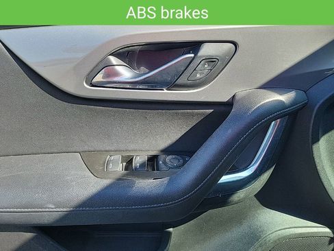 Used 2019 Chevrolet Blazer LT FWD image 22
