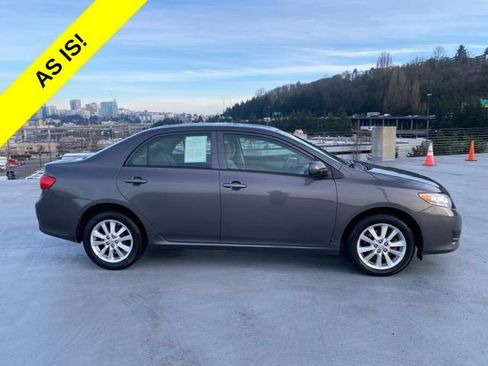 Used 2009 Toyota Corolla LE image 2