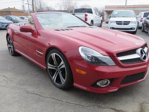 Used 2012 Mercedes-Benz SL 550 image 4