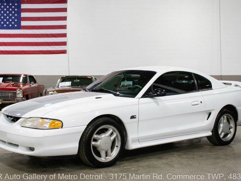 Used 1995 Ford Mustang GT image 1
