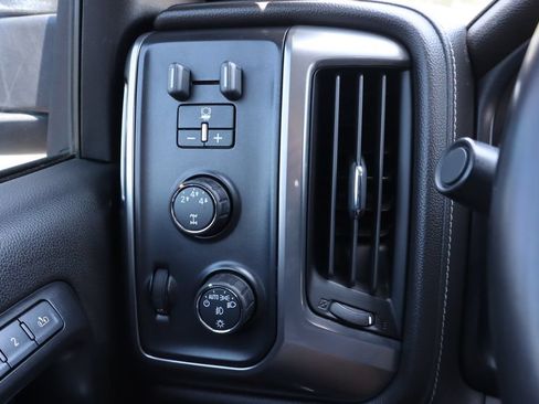 Used 2015 Chevrolet Silverado 2500 LTZ w/ Snow Plow Prep Package AWD/4WD image 8