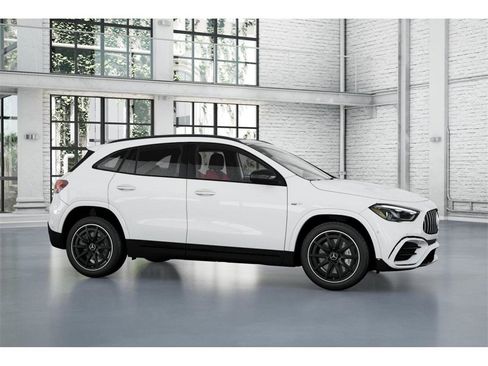 New 2025 Mercedes-Benz GLA 35 AMG 4MATIC image 14