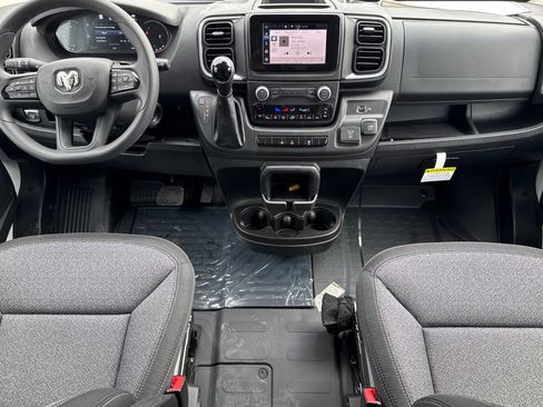 New 2026 RAM ProMaster 2500 w/ Quick Order Package 22G SLT image 11
