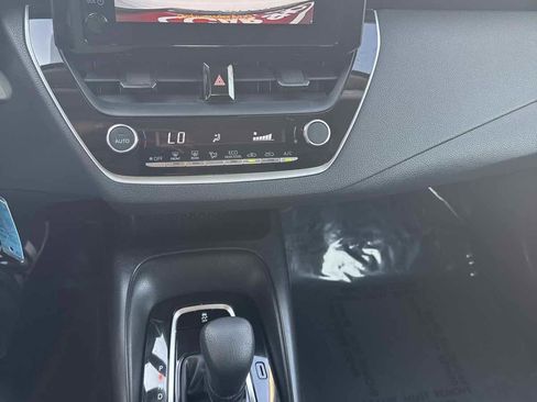 Used 2024 Toyota Corolla LE image 10