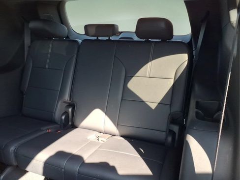 Used 2026 GMC Acadia Elevation w/ Elevation Premium Package AWD/4WD image 7