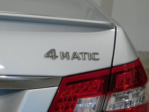 Used 2013 Mercedes-Benz E 350 4MATIC Sedan image 84