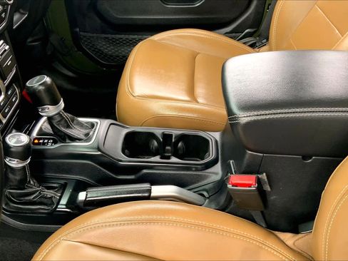 Used 2021 Jeep Gladiator Overland w/ Popular Equipment Package image 14