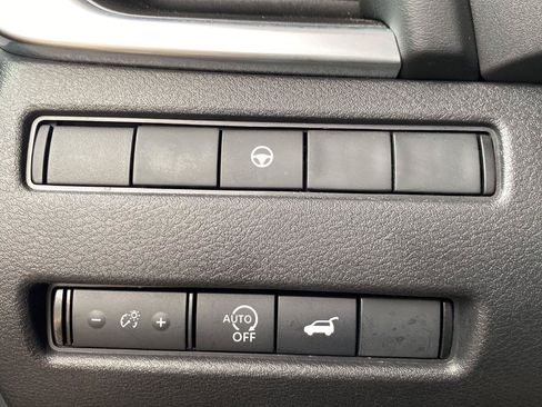 Certified 2023 Nissan Rogue SV w/ SV Premium B Package AWD/4WD image 31