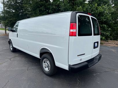New 2026 Chevrolet Express 2500 Extended w/ Driver Convenience Package