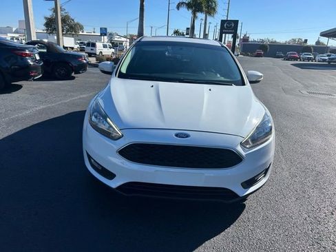 Used 2018 Ford Focus SEL image 2