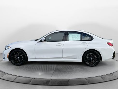 Used 2026 BMW 330i Sedan w/ M Sport Package RWD image 3