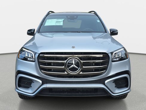 New 2026 Mercedes-Benz GLS 450 4MATIC image 2