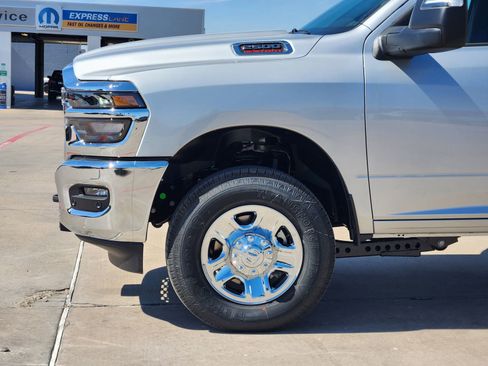 New 2026 RAM 2500 Tradesman image 10