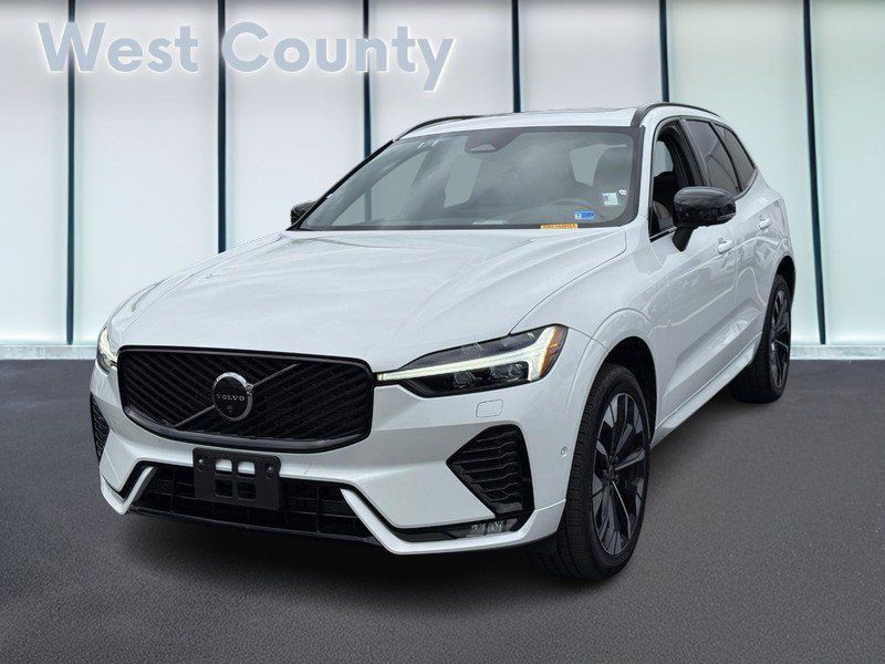 Used 2026 Volvo XC60 B5 Plus AWD/4WD image 9
