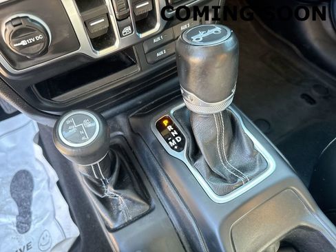 Used 2019 Jeep Wrangler Unlimited Sahara w/ Quick Order Package 24M Moab image 23