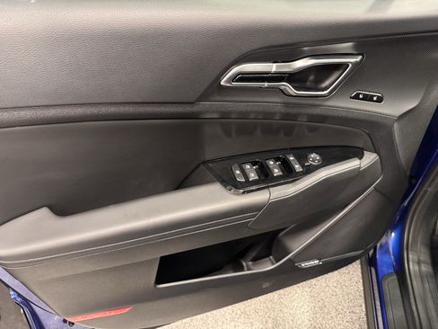 Certified 2025 Kia Sportage SX image 23