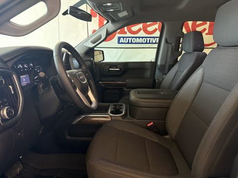 Used 2022 GMC Sierra 1500 Elevation RWD image 13