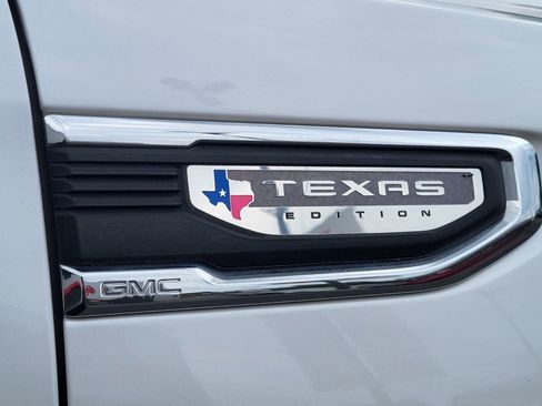 Used 2021 GMC Sierra 1500 SLT RWD image 12