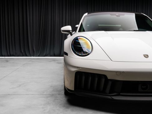 Used 2026 Porsche 911 Carrera GTS RWD image 20