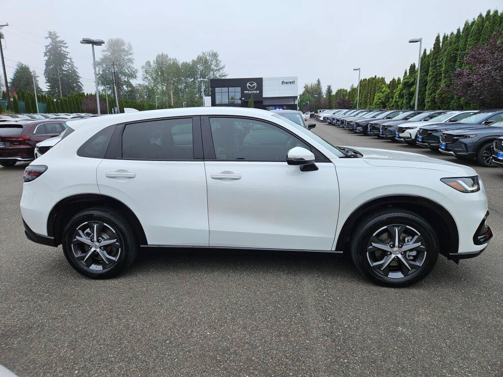 Used 2023 Honda HR-V EX-L image 6