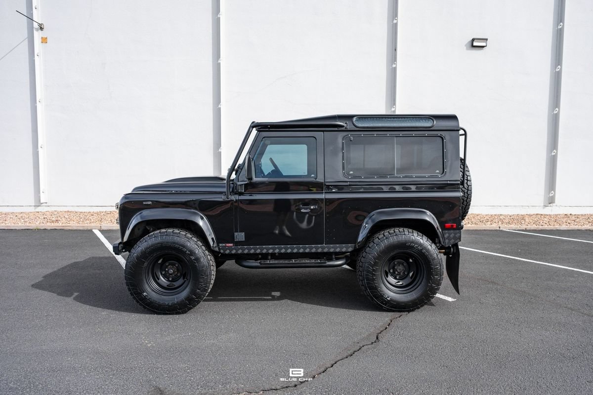 Used 1997 Land Rover Defender 90 AWD/4WD image 2