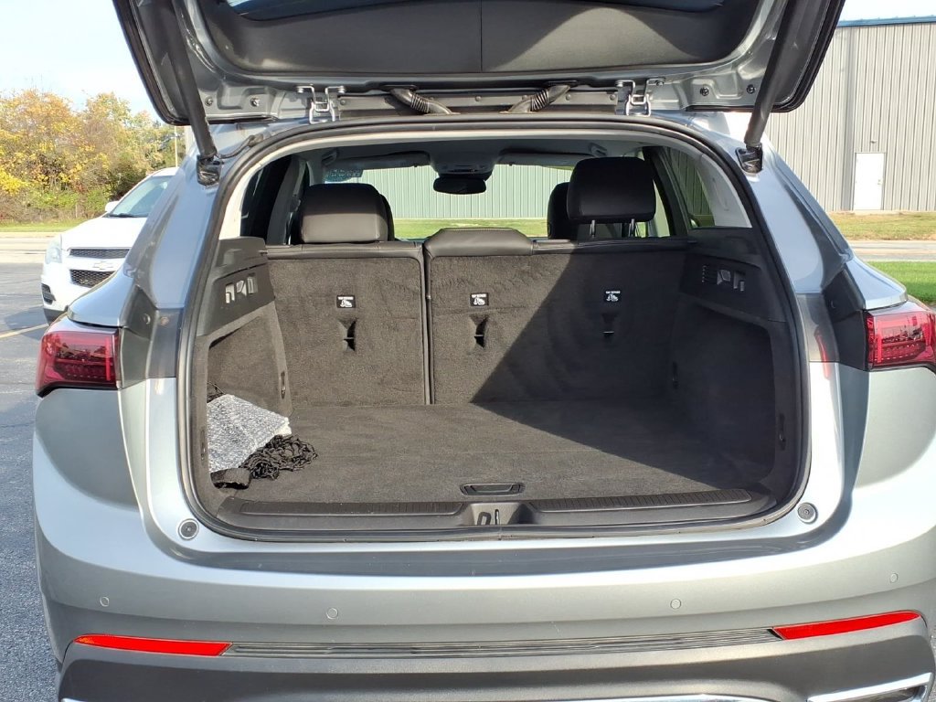 Used 2024 Buick Envision Preferred AWD/4WD image 11