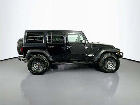 Used 2017 Jeep Wrangler Unlimited Sport w/ Quick Order Package 24S AWD/4WD image 9