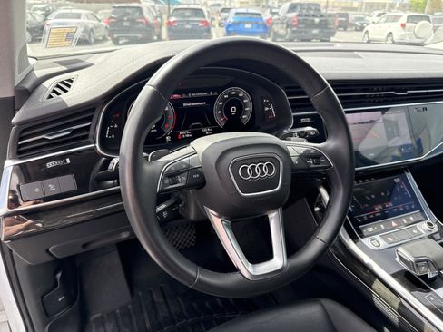 Used 2023 Audi Q7 3.0T Premium Plus w/ Premium Plus Package AWD/4WD image 19