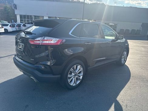 Used 2022 Ford Edge Titanium image 5