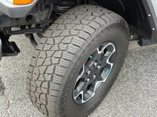 Used 2022 Jeep Wrangler Unlimited Rubicon 4xe w/ Cold Weather Group AWD/4WD image 31