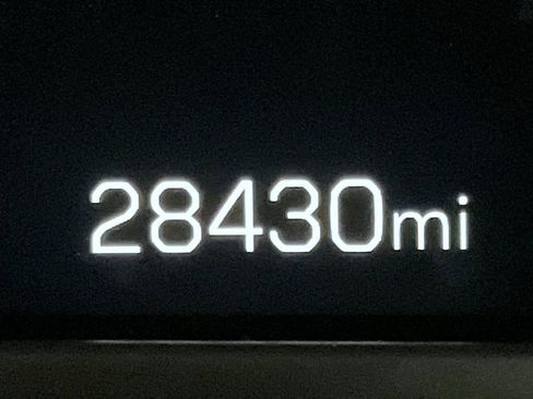 Used 2025 GMC Acadia Denali w/ Super Cruise Package image 14