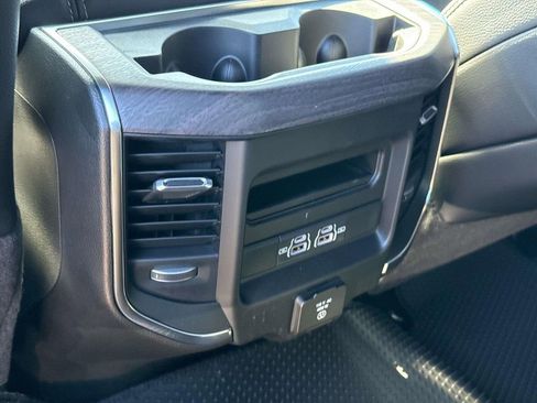 New 2026 RAM 2500 Laramie w/ Night Edition AWD/4WD image 21
