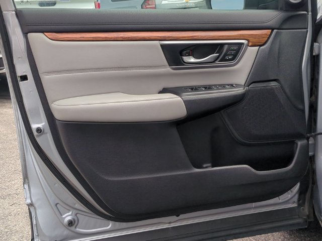Used 2018 Honda CR-V Touring image 36