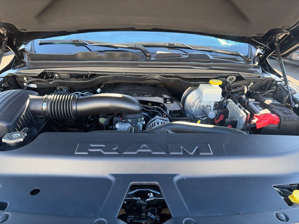 Used 2022 RAM 1500 Laramie AWD/4WD image 31