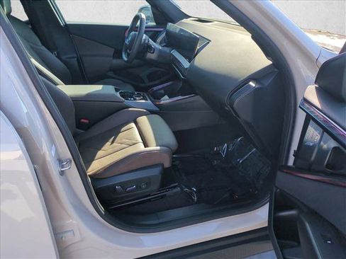 Certified 2025 BMW X3 xDrive30 w/ Premium Package AWD/4WD image 22