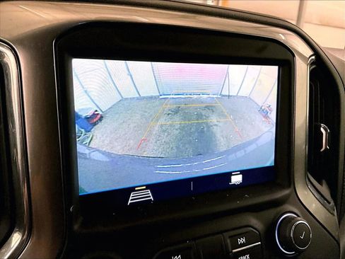 Used 2021 Chevrolet Silverado 1500 LT image 21