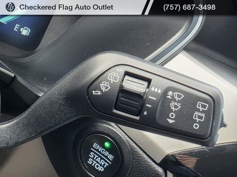 Used 2021 Ford Escape SEL w/ Technology Package image 30