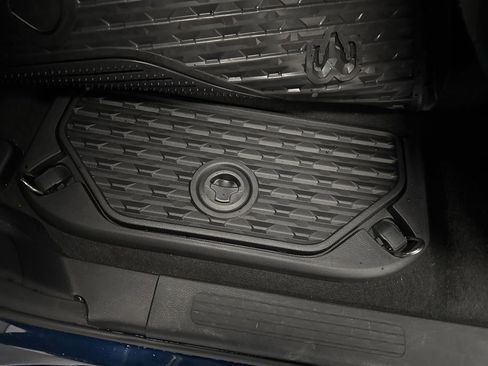 Used 2021 RAM 1500 Big Horn AWD/4WD image 32