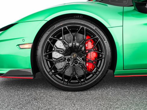 Used 2026 Lamborghini Temerario AWD/4WD image 31