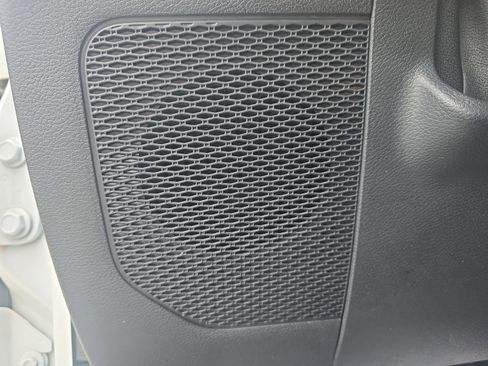 Used 2020 Jeep Wrangler Unlimited Sahara AWD/4WD image 26