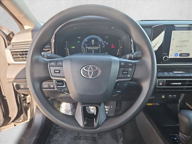 Used 2025 Toyota Camry LE FWD image 13