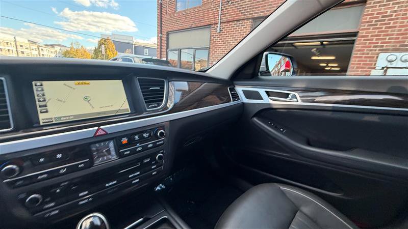 Used 2016 Hyundai Genesis 3.8 w/ Option Group 03 AWD/4WD image 40