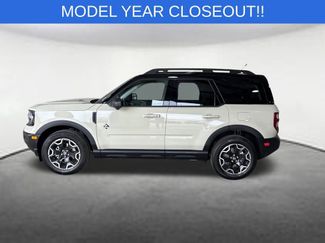 New 2025 Ford Bronco Outer Banks video 2