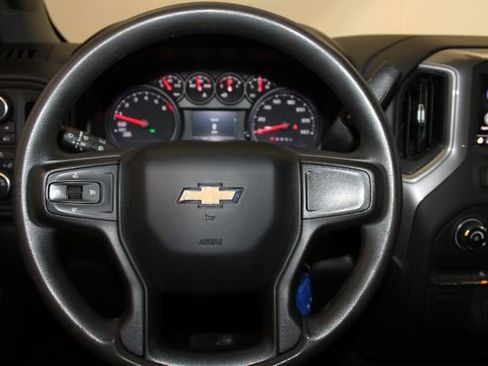 Used 2020 Chevrolet Silverado 1500 Custom w/ Custom Value Package AWD/4WD image 19