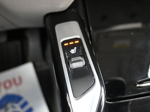 Certified 2023 Kia Sorento SX image 22